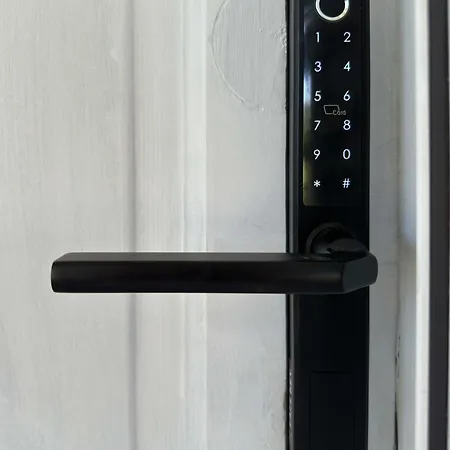 Palm Luxury In Kallithea *