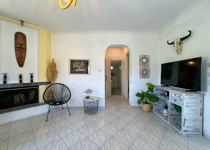 Palm Luxury In Kallithea *